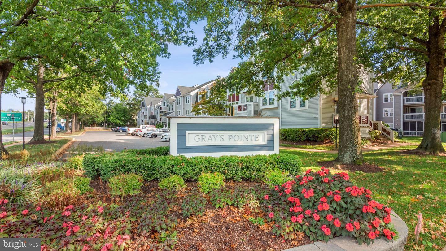 12914 Grays Pointe Road, Unit 12914A Fairfax, VA 22033 - Photo 16 of 19