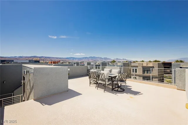 $3,900 | 8095 Carpenter Creek Avenue, Las Vegas, NV 89113