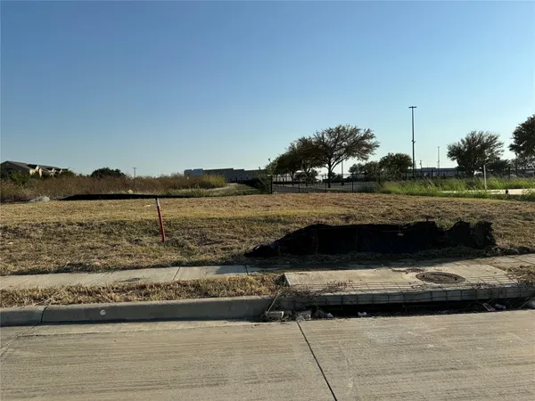 $115,000 | 1236 Alisa Ln., Arlington, TX 76014