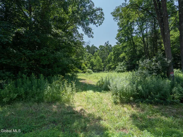 $1,200,000 | 410 Middle Grove Road, Greenfield, NY 12850