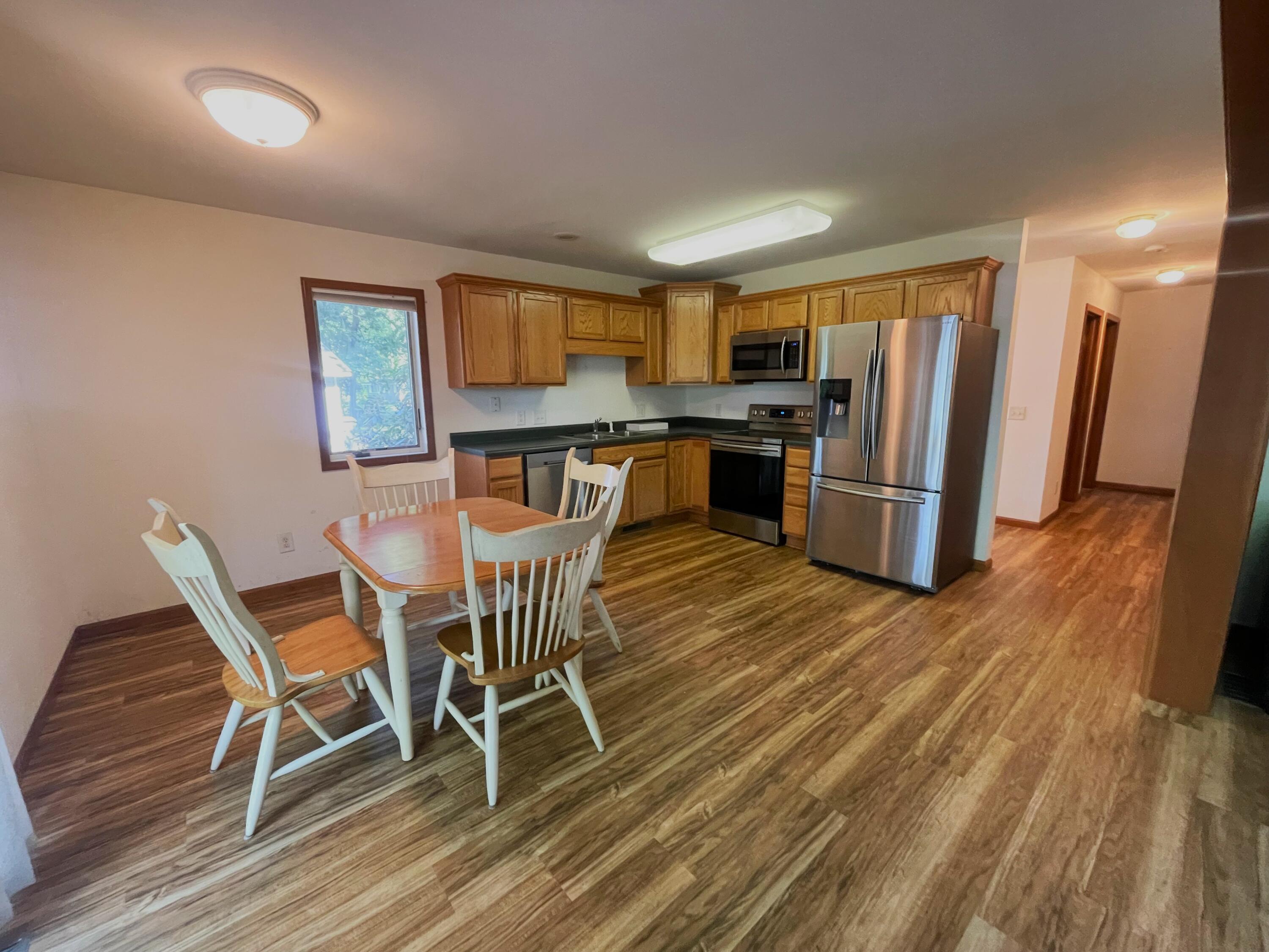 32982 Haley Road Dowagiac, MI 49047 - Photo 3 of 28 Kitchen