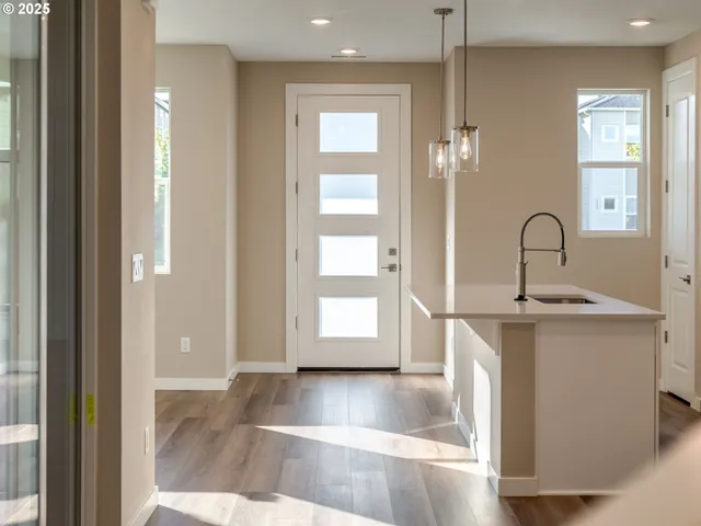 $454,990 | 8383 Southeast Blanton Street, Hillsboro, OR 97123