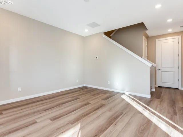 $454,990 | 8383 Southeast Blanton Street, Hillsboro, OR 97123