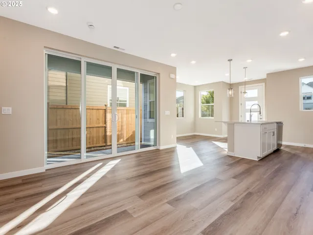 $454,990 | 8383 Southeast Blanton Street, Hillsboro, OR 97123