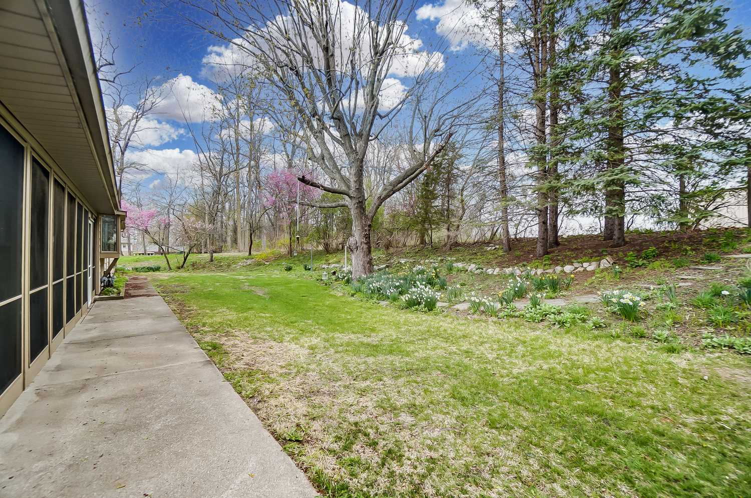 1845 East Springhill Road Warsaw, IN 46580 - Photo 27 of 28 Gallery Image 27