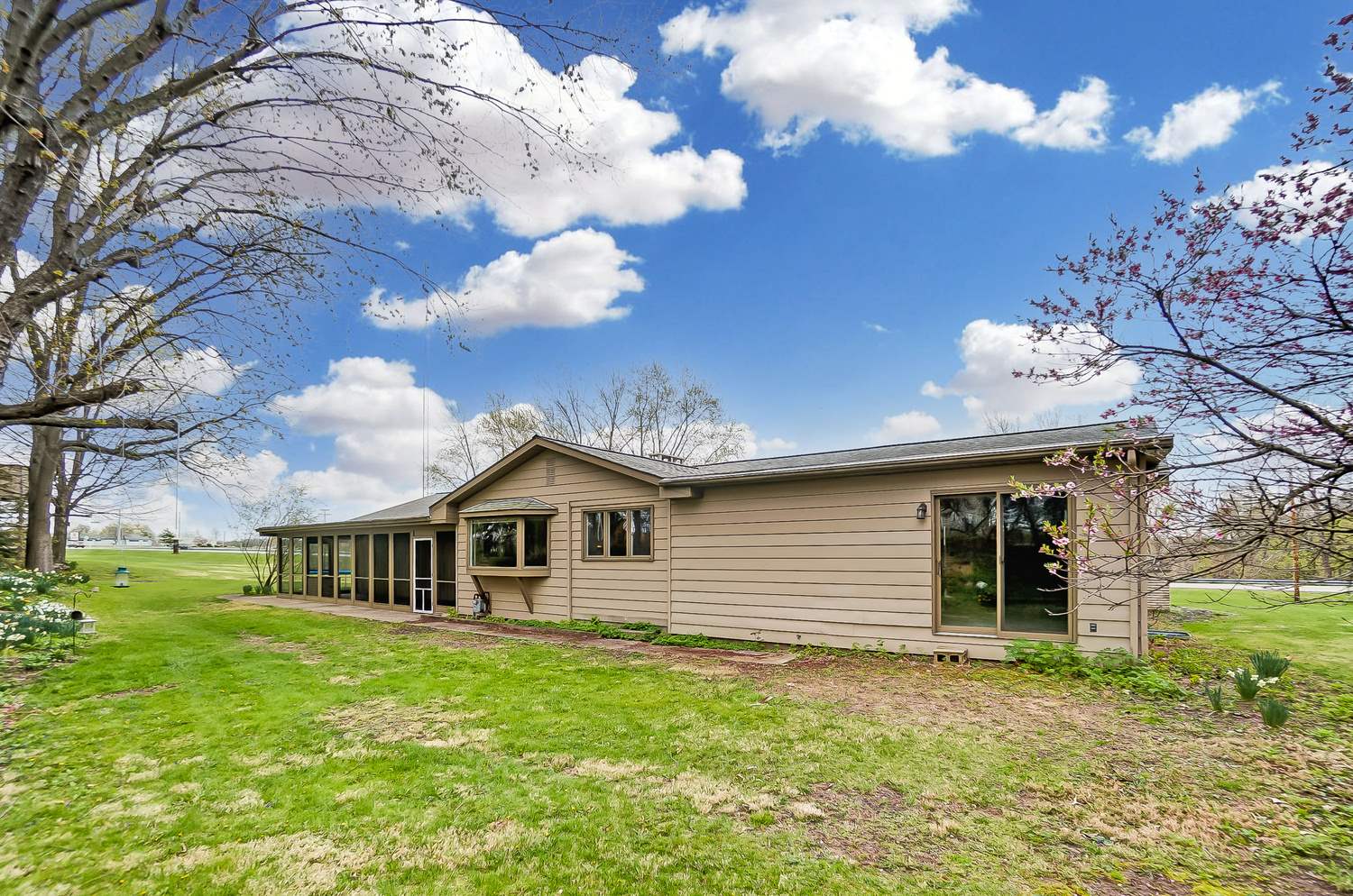 1845 East Springhill Road Warsaw, IN 46580 - Photo 28 of 28 Gallery Image 28