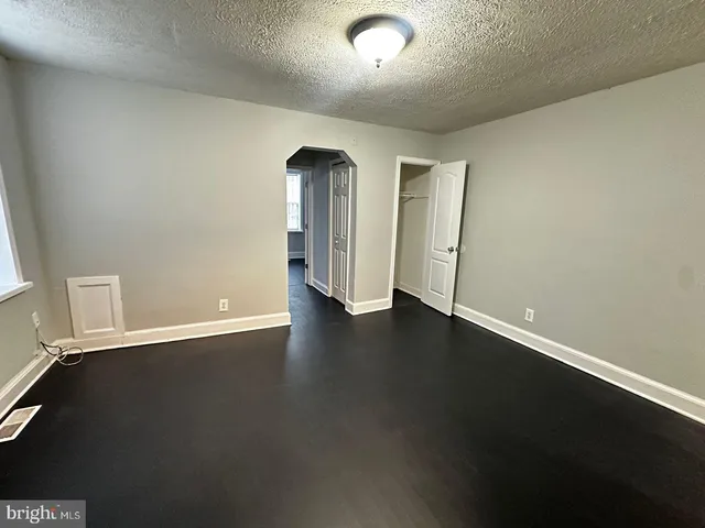 $4,000 | 4632 Hillside Road Southeast, Washington, DC 20019