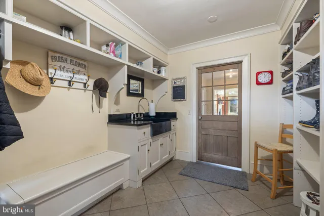 $4,950,000 | 9425 Blackpond Lane, Delaplane, VA 20144