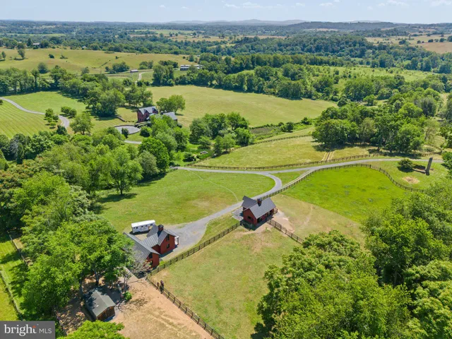 $4,950,000 | 9425 Blackpond Lane, Delaplane, VA 20144