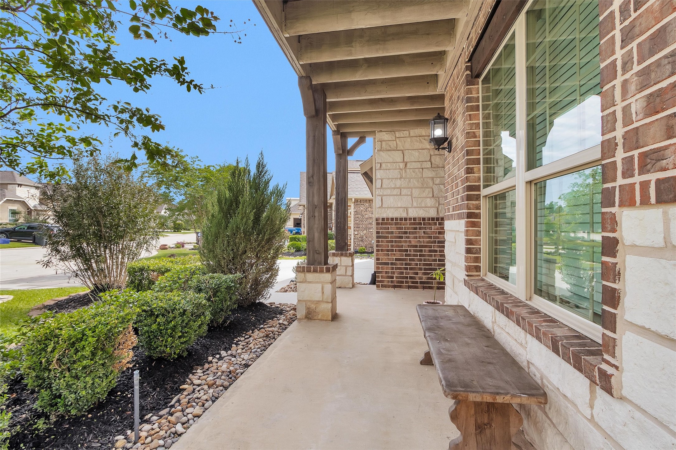 7451 Bethpage Lane Spring, TX 77389 - Photo 3 of 31