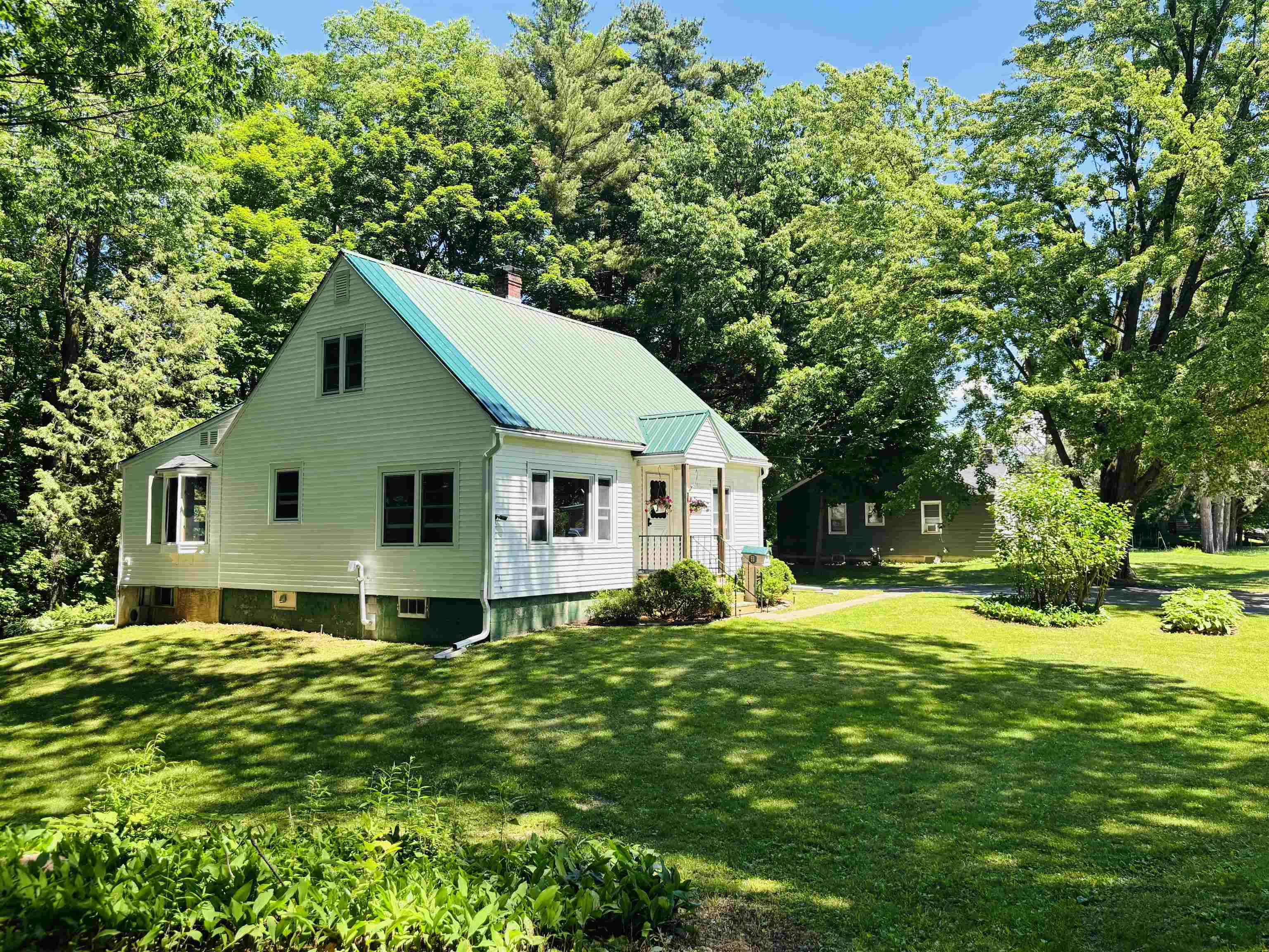 10 Bosworth Street Swanton, VT 05488 - Photo 4 of 54