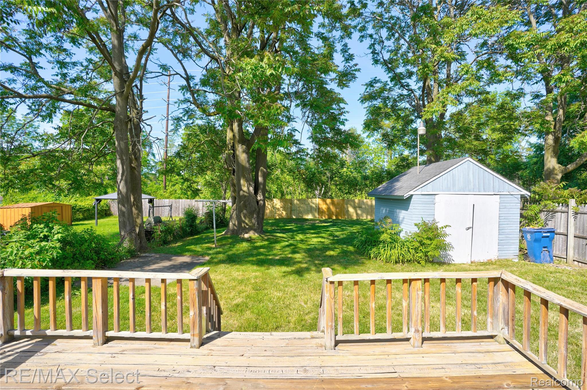 4305 Pengelly Road Flint, MI 48507 - Photo 6 of 36 4305 Pengelly Rd 08.jpg