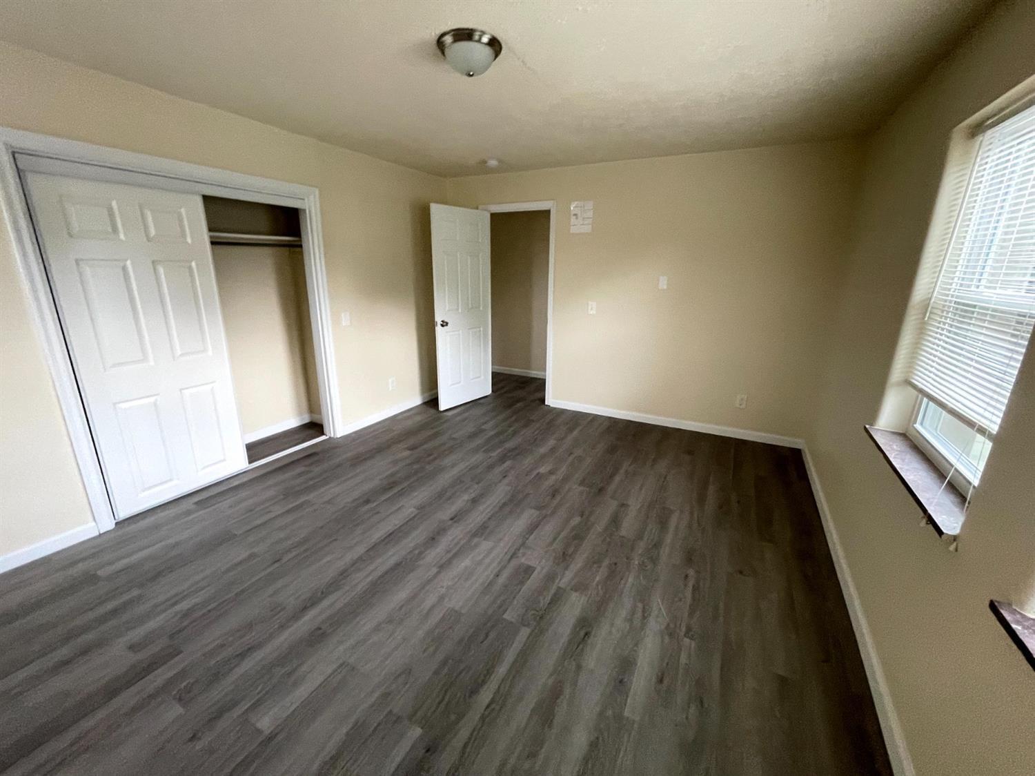 4568 Paddock Road Cincinnati, OH 45229 - Photo 24 of 32