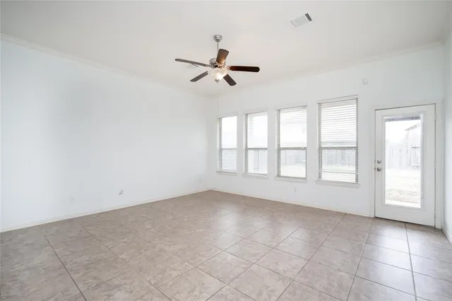 $2,400 | 6731 Trinity Trail Lane, Rosenberg, TX 77469