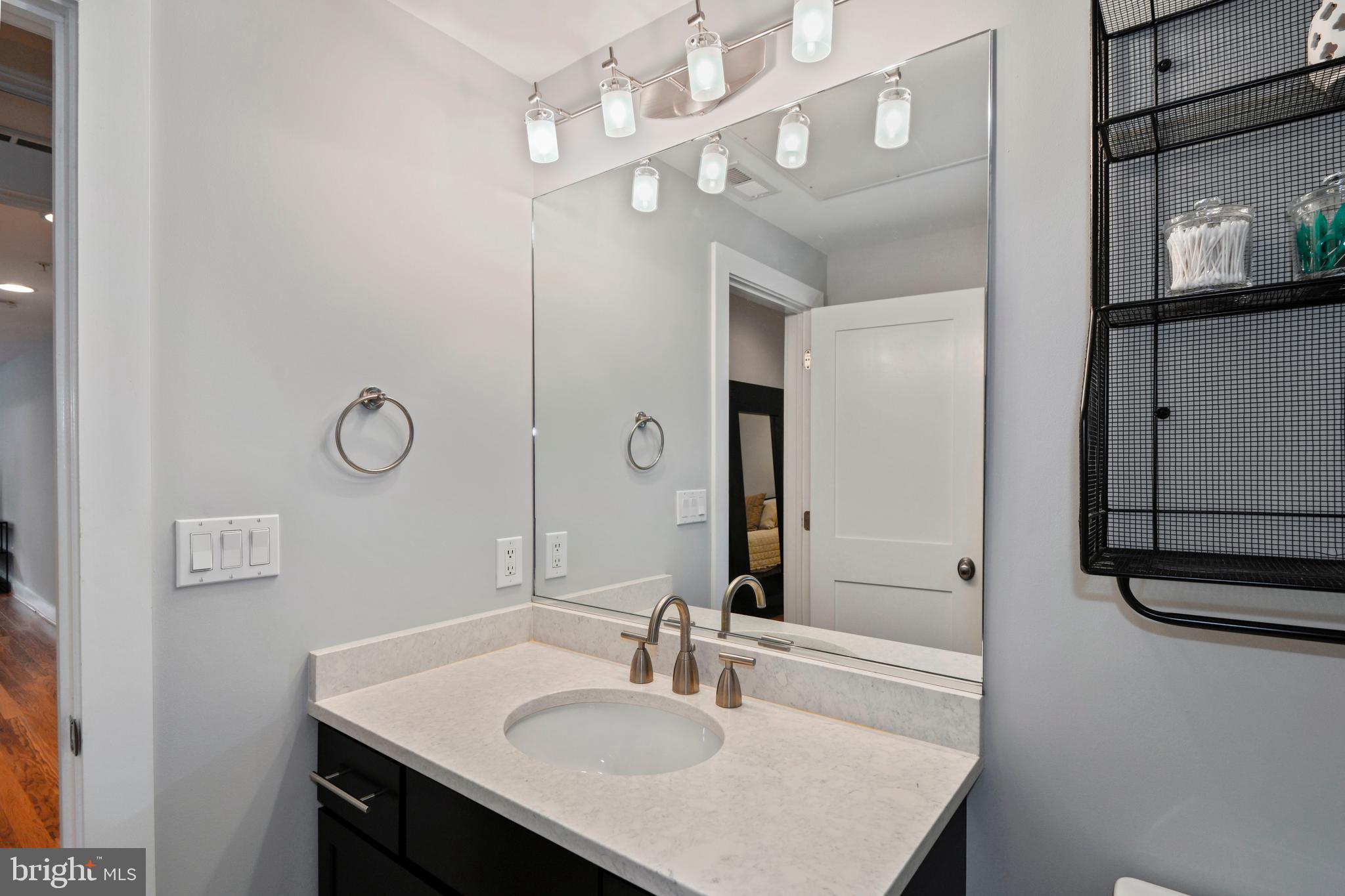 2435 Ontario Road Northwest, Unit 1 Washington, DC 20009 - Photo 23 of 29 Bathroom