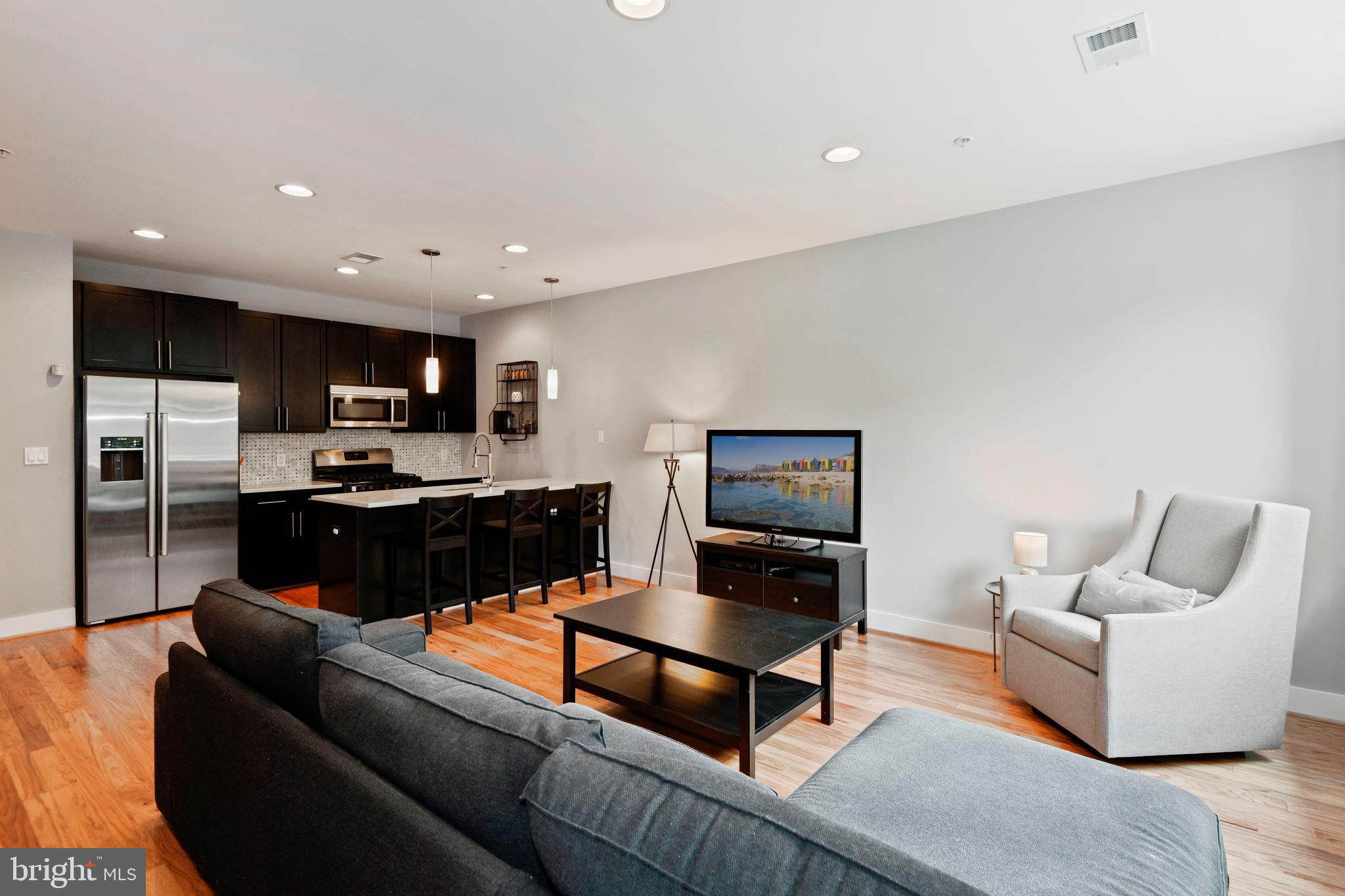2435 Ontario Road Northwest, Unit 1 Washington, DC 20009 - Photo 8 of 29 Living Room