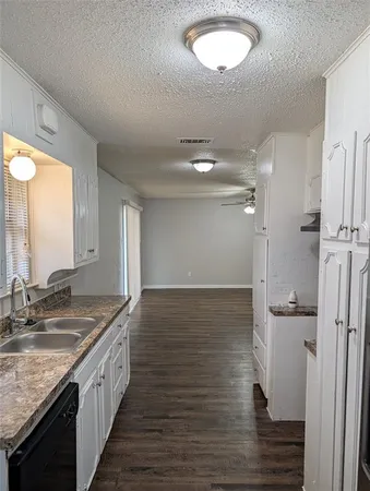 $2,195 | 1100 Marlene Drive, Everman, TX 76140