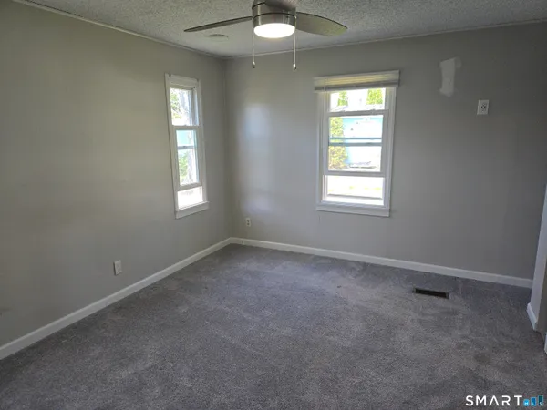 $59,999 | 2 Circle Drive, Windham, CT 06256