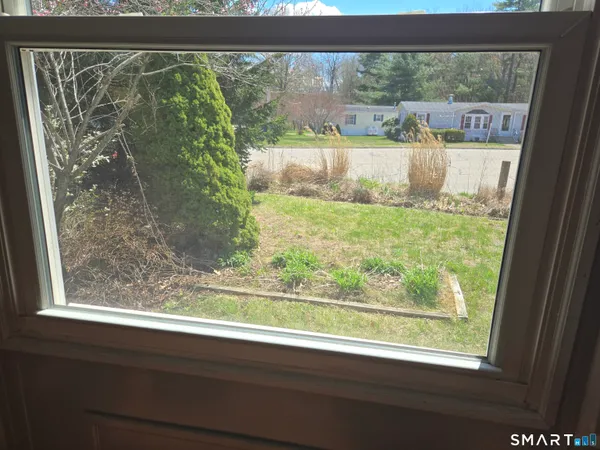 $59,999 | 2 Circle Drive, Windham, CT 06256