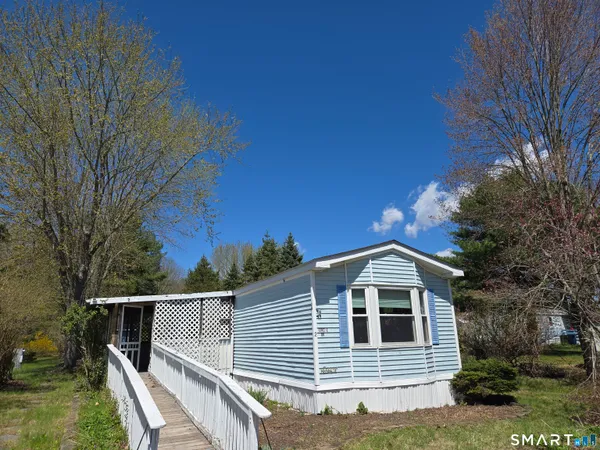 $59,999 | 2 Circle Drive, Windham, CT 06256