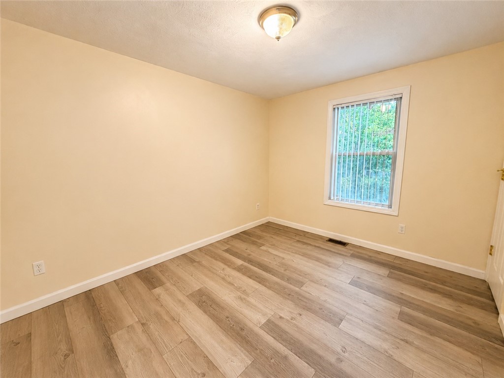 285 St Louis Avenue Woonsocket, RI 02895 - Photo 24 of 50 _1