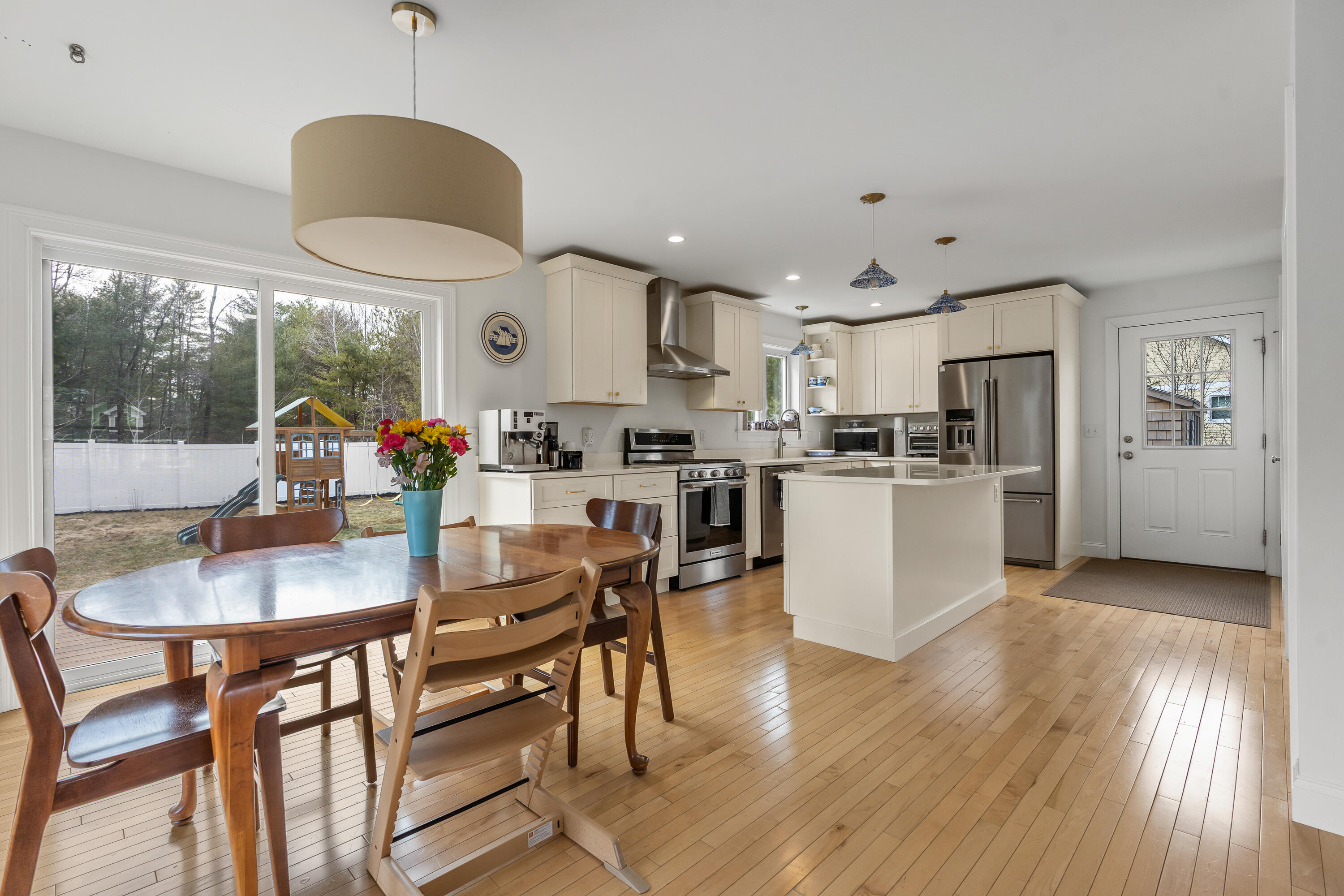 82 Tree Farm Road Brunswick, ME 04011 - Photo 10 of 49 82 Tree Farm Rd. Brunswick-23