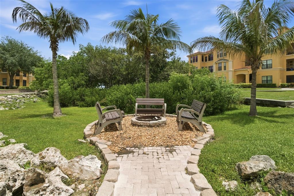 2739 Via Capri, Unit 1014 Clearwater, FL 33764 - Photo 40 of 48