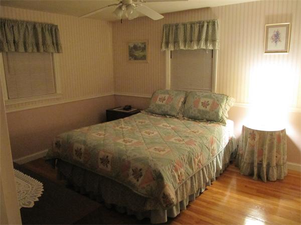 8 Reedy Road Lynnfield, MA 01940 - Photo 9 of 15 Gallery Image 9