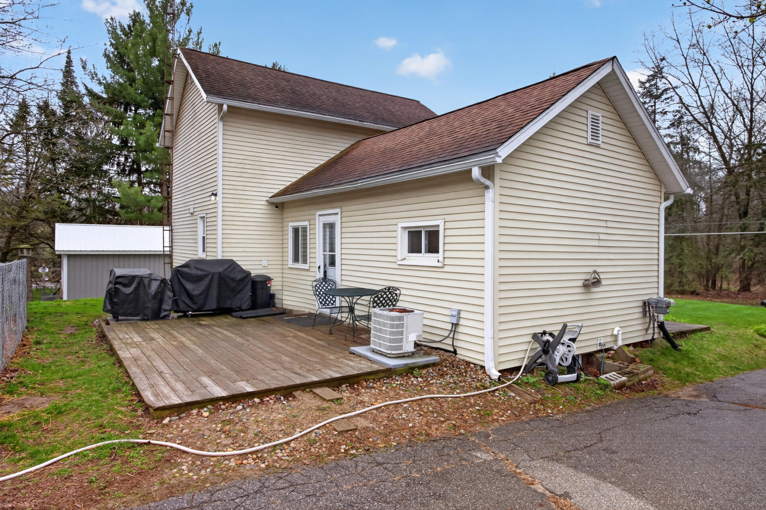 443 South Jackson Street Hanover, MI 49241 - Photo 21 of 27 0N0A0575