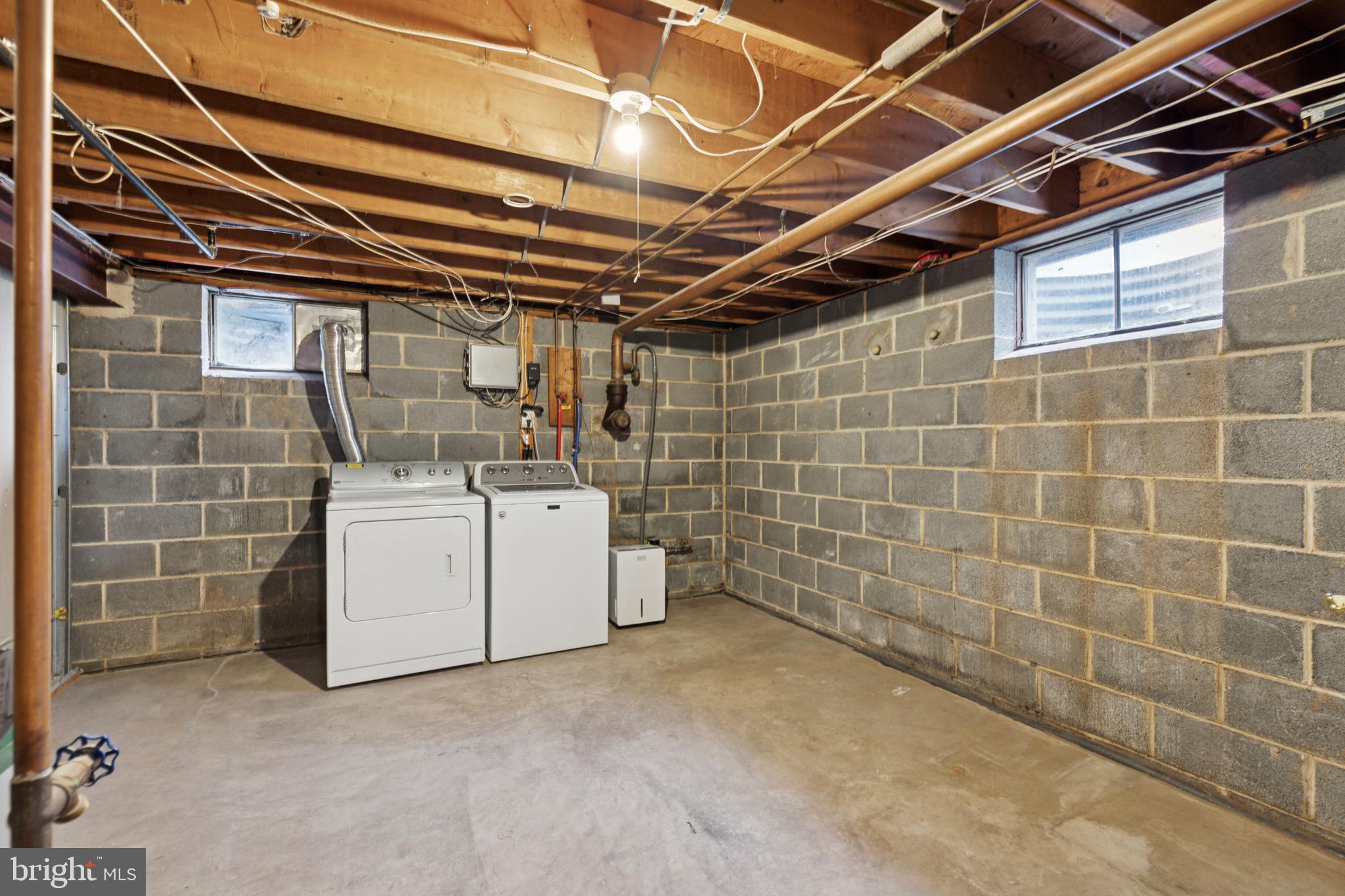 756 Churchville Road Southampton, PA 18966 - Photo 19 of 19 a utility room with dryer and washer