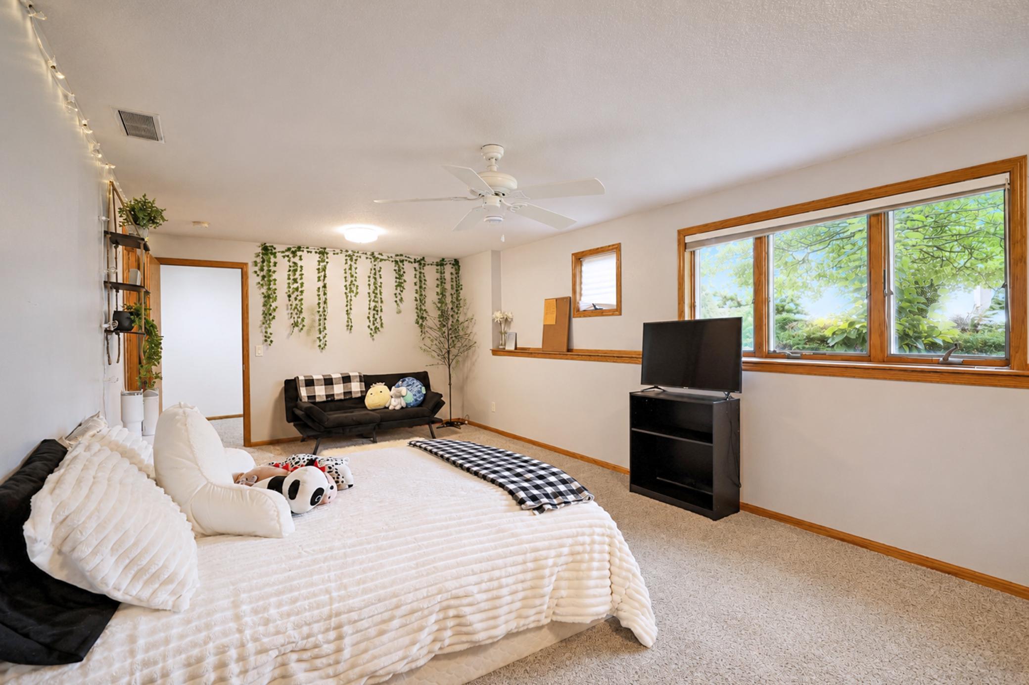 1901 16th Street Southwest Austin, MN 55912 - Photo 29 of 61