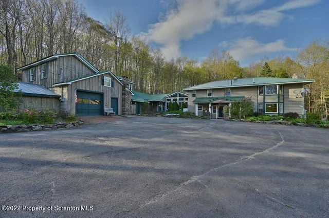 $590,000 | Undisclosed Address, Newfoundland, PA 18445