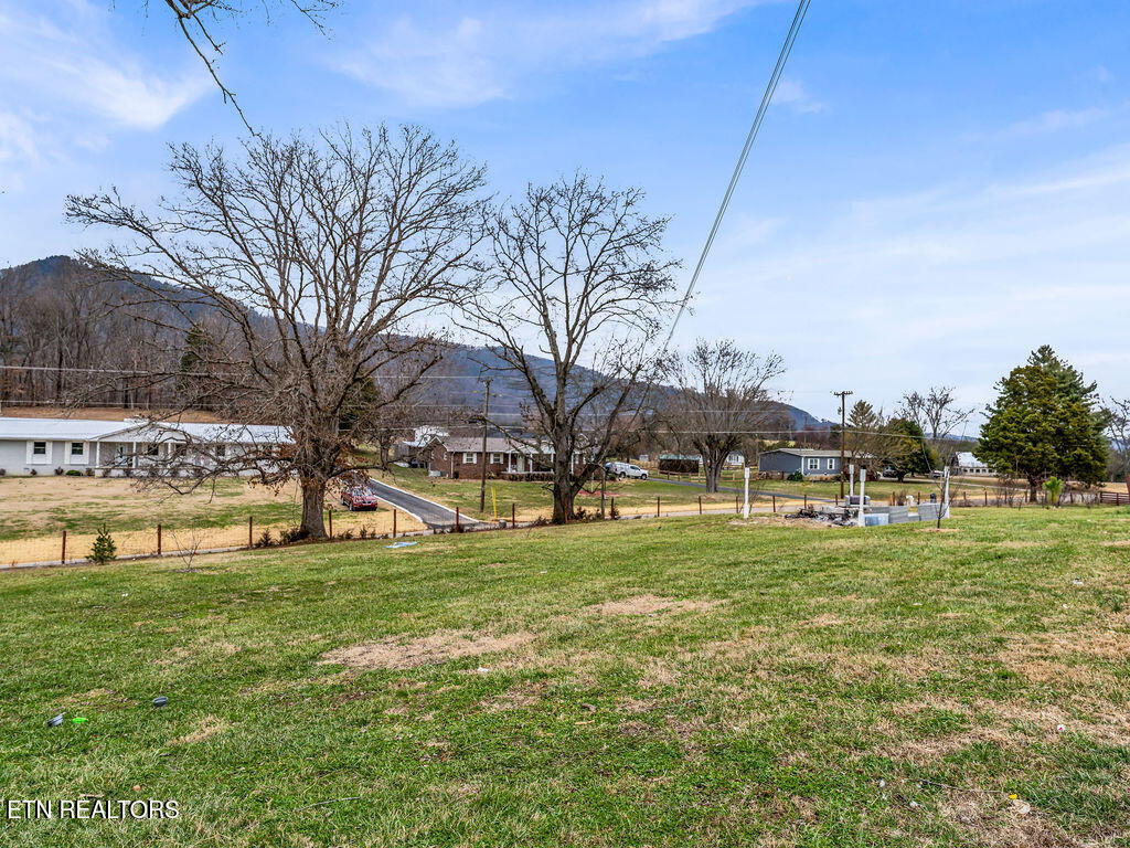 10724 East Emory Road Corryton, TN 37721 - Photo 15 of 59 _DSC7544