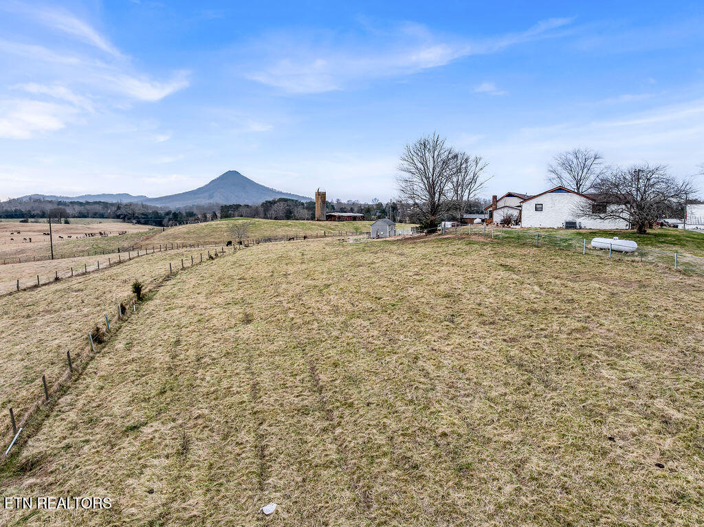 10724 East Emory Road Corryton, TN 37721 - Photo 51 of 59 DJI_20260106094811_0022_D