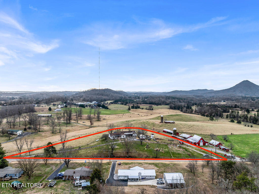 10724 East Emory Road Corryton, TN 37721 - Photo 54 of 59 DJI_20260106095029_0040_D