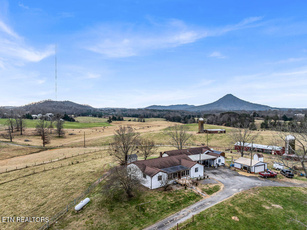 10724 East Emory Road Corryton, TN 37721 - Photo 56 of 59 DJI_20260106095051_0043_D