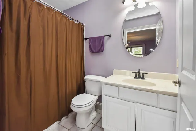 $312,000 | 923 South Johanson Road, Peoria, IL 61607