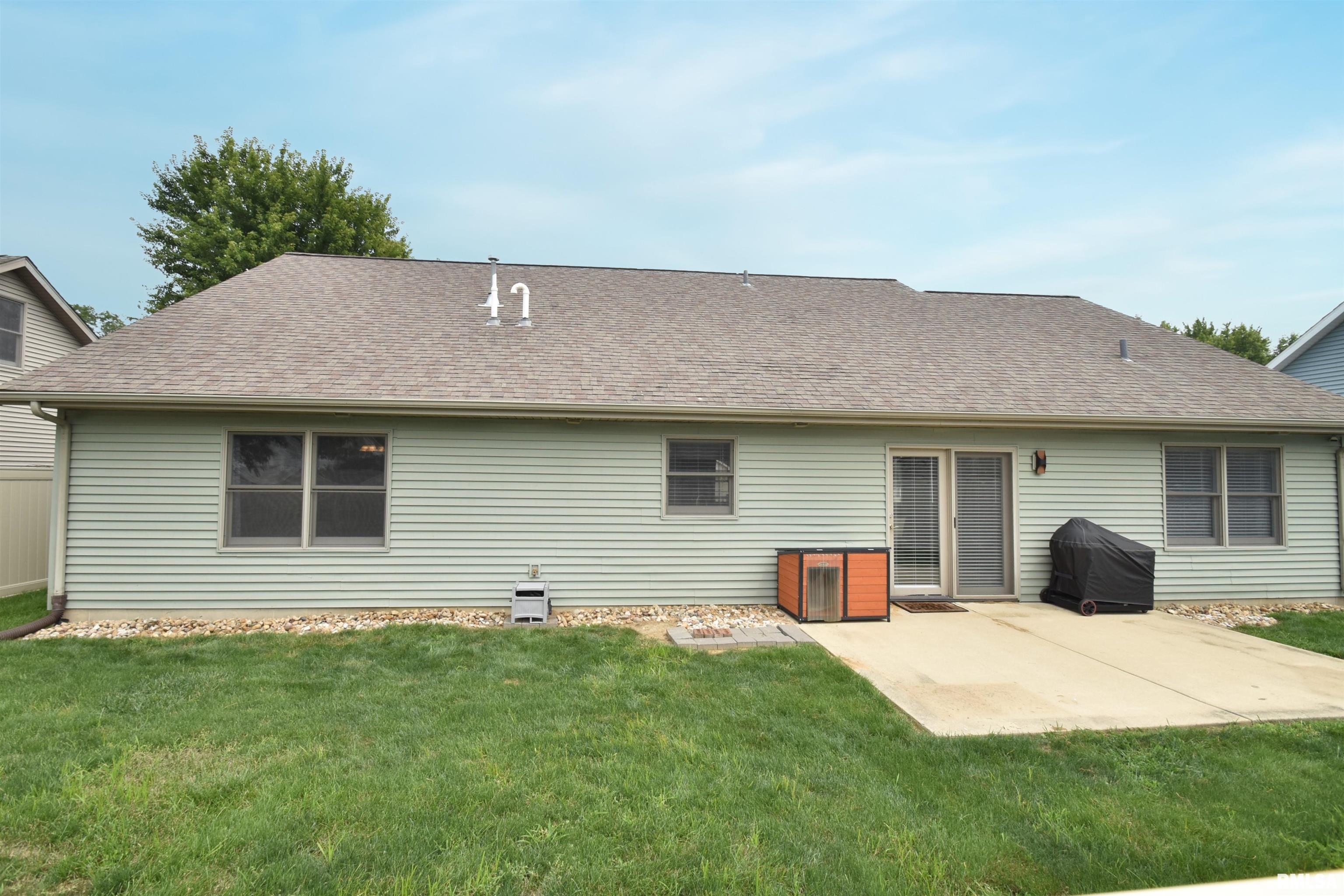 923 South Johanson Road Peoria, IL 61607 - Photo 29 of 33