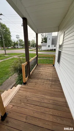 $105,000 | 217 East Tremont Street, Waverly, IL 62692