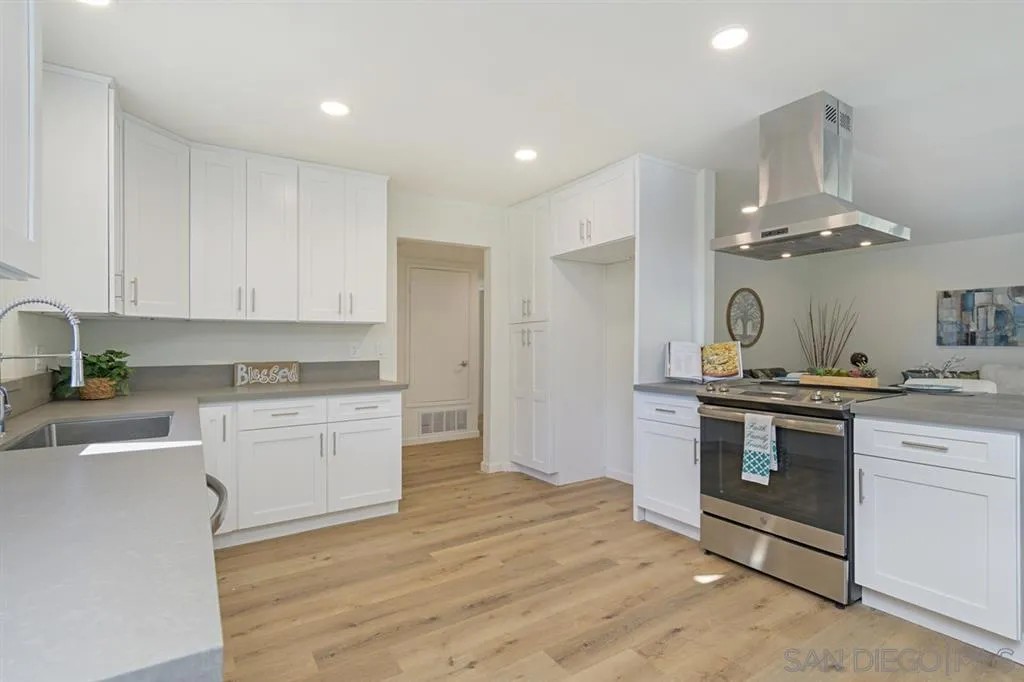696 Amigos Road Ramona, CA 92065 - Photo 11 of 24 Gallery Image 11