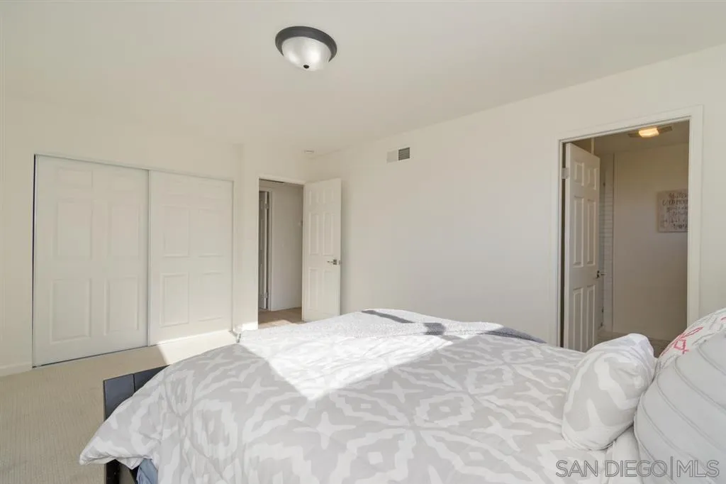 696 Amigos Road Ramona, CA 92065 - Photo 17 of 24 Gallery Image 17