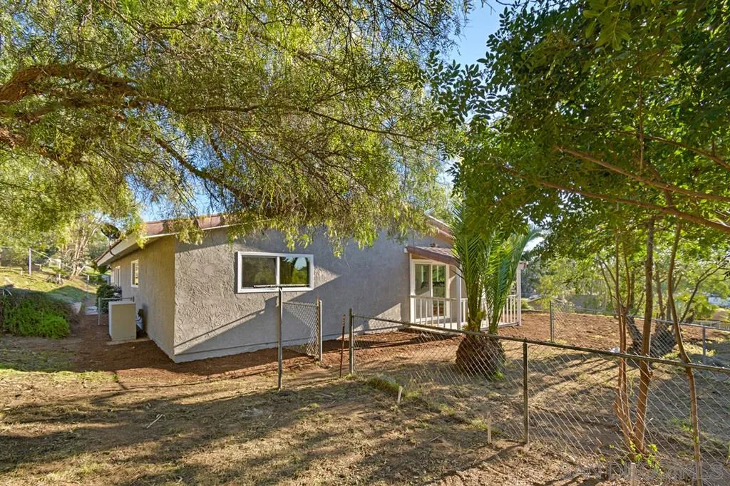 696 Amigos Road Ramona, CA 92065 - Photo 24 of 24 Gallery Image 24