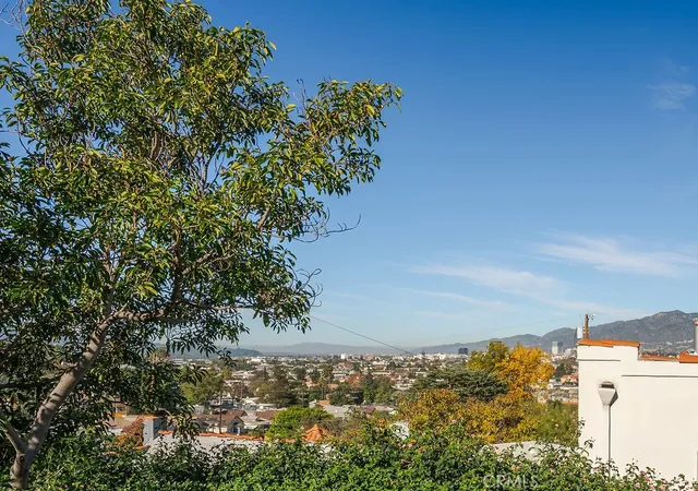 $899,000 | 1119 Princeton Drive, Glendale, CA 91205