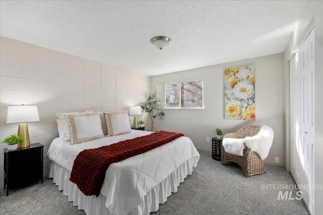 $260,000 | 952 South Curtis Road, Boise, ID 83705