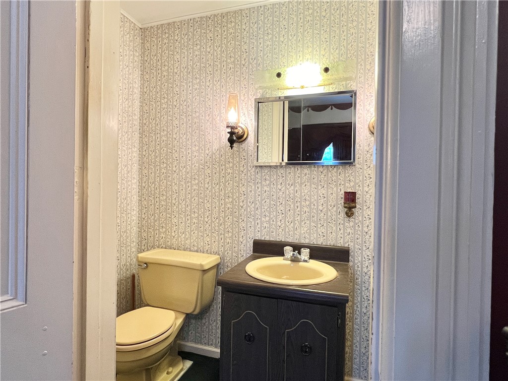 13565 State Highway Oneonta, NY 13820 - Photo 25 of 50 Ensuite Half Bath