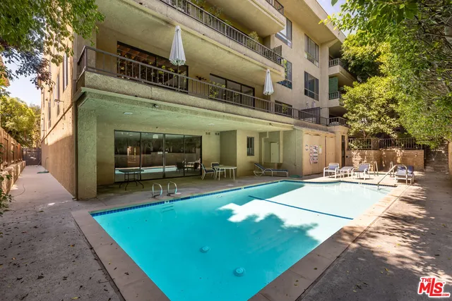 $6,250 | 1210 North Kings Road, Unit 101, West Hollywood, CA 90069