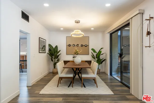 $6,250 | 1210 North Kings Road, Unit 101, West Hollywood, CA 90069