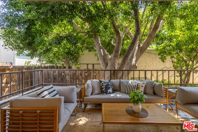 $6,250 | 1210 North Kings Road, Unit 101, West Hollywood, CA 90069