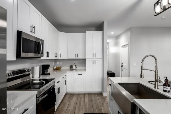 $599,500 | 2601 North 27th Street, Unit 4, Phoenix, AZ 85008