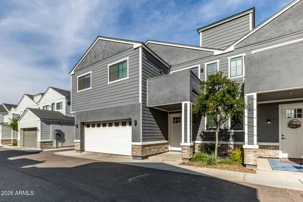 $599,500 | 2601 North 27th Street, Unit 4, Phoenix, AZ 85008